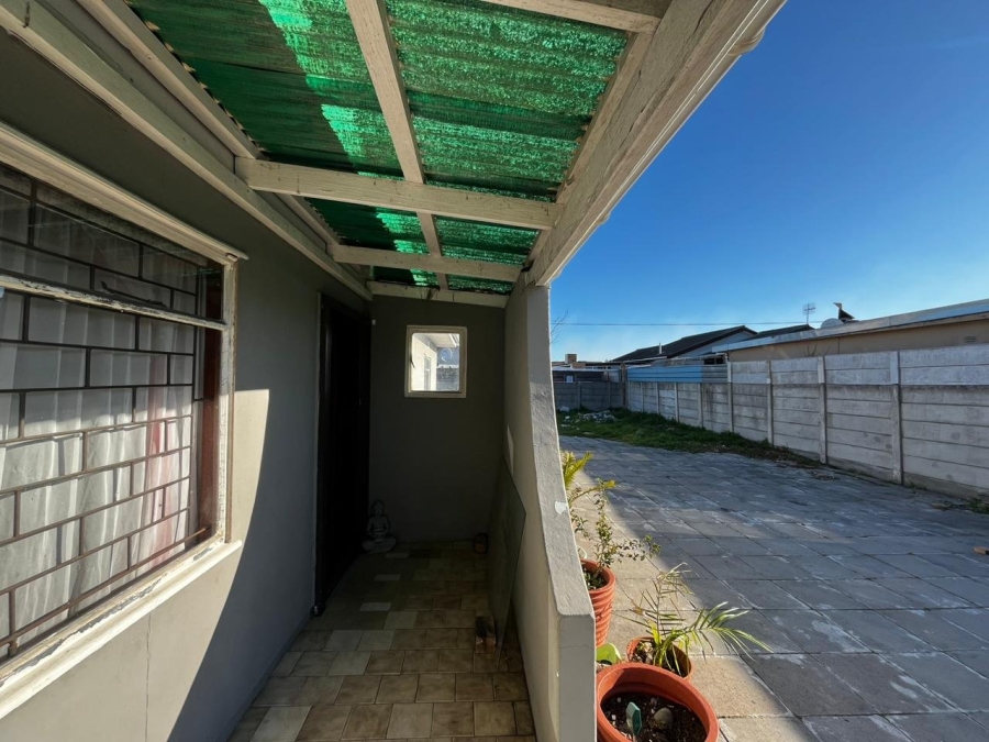 3 Bedroom Property for Sale in Austinville Western Cape